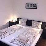 Lägenhet Toldi Pécs