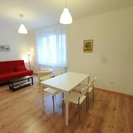 Apartament Toldi