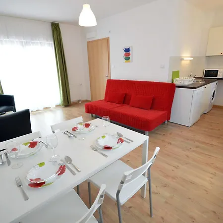 Toldi Apartman *