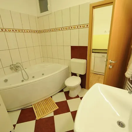 Apartman Toldi *